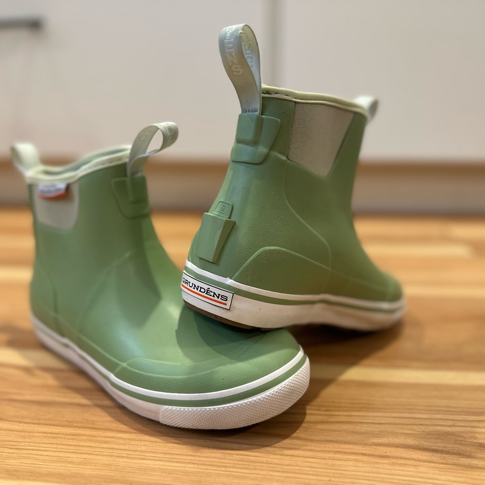 WOMEN’S DECK-BOSS ANKLE BOOT Grundens